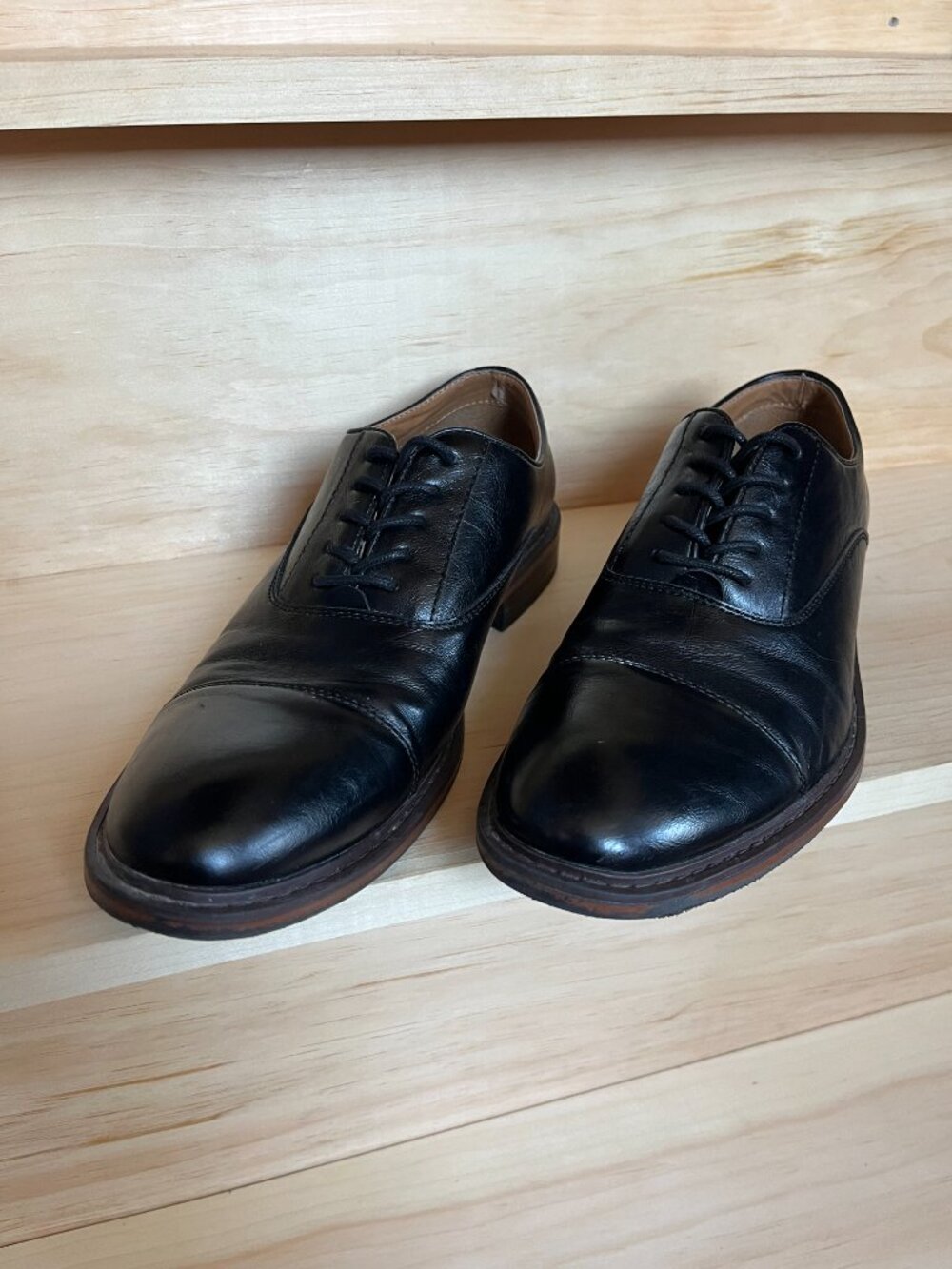 Denver Hayes Men's Dress Shoe